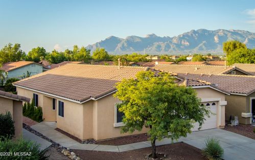 2208 Frostwood Ln, Tucson, AZ 85745-7046
