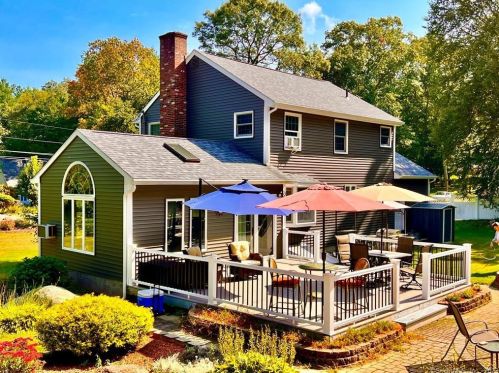 787 Cook Hill Rd, Killingly, CT 06239-1528