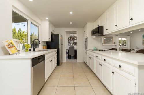 3470 Conrad Ave, San Diego CA  92117-1701 exterior