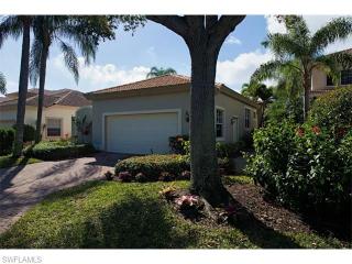 3820 Clipper Cove Dr, Naples, FL 34112-4238
