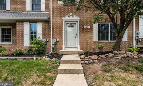 1161 Valley Stream Dr, Perkiomenville, PA 18074-9462