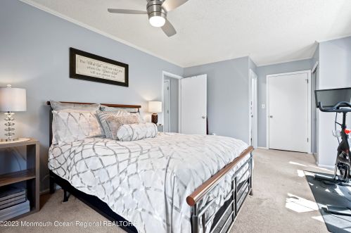 76 Players Cir, Tinton Falls NJ  07724-3805 exterior