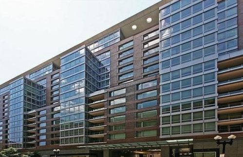 1 Charles St, Boston MA exterior