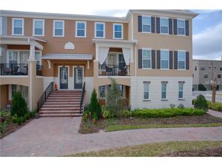 565 Copley Ln, Orlando, FL 32806-4707