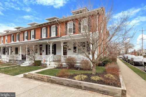59 4th St, Lansdale, PA 19446-2601