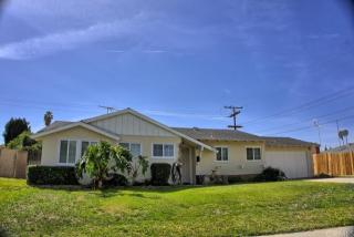 3670 Upper Terrace Dr, Riverside, CA 92505-3645