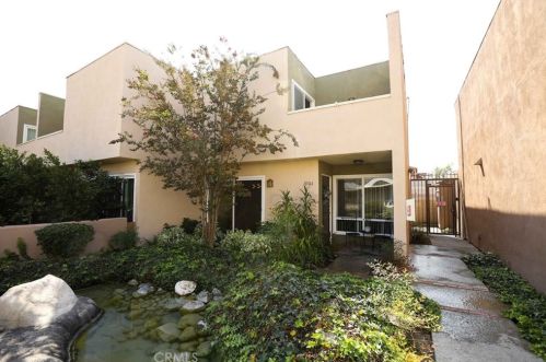 10746 Knott Ave, Stanton, CA 90680-1970