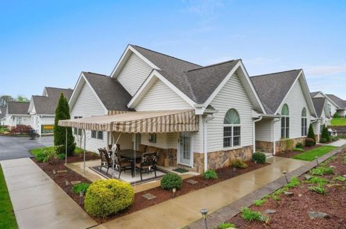347 Saddlebrook Rd, Gibsonia, PA 15044-7809