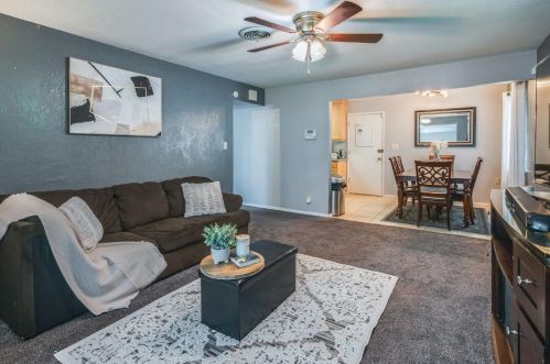 713 O St, Rio Linda CA  95673-2353 exterior