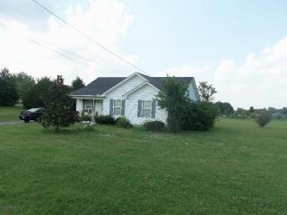 7322 Polk Dr, Murfreesboro TN  37129-8370 exterior