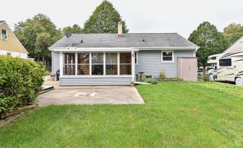 1230 90, Milwaukee WI 53214-2839 exterior