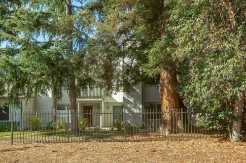 1512 Huddersfield Ct, San Jose, CA 95126-3912