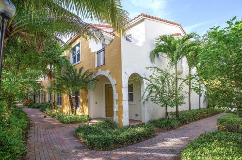 12426 17th Ct, Hollywood, FL 33028