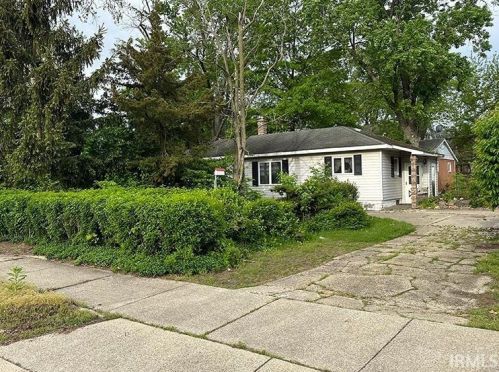 226 Jefferson Blvd, Mishawaka IN  46545-0056 exterior