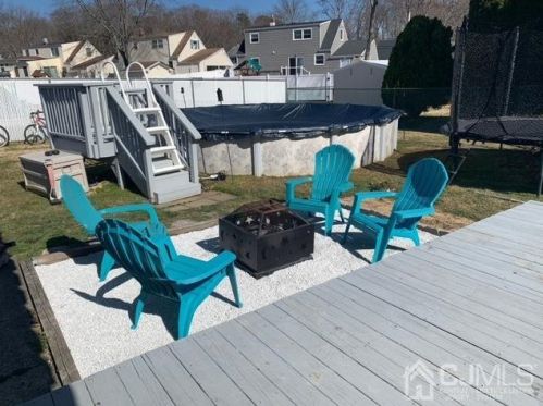 105 Madison Ave, Old Bridge NJ  08857-1339 exterior