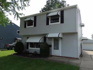 1060 348th St, Willoughby, OH 44095-2641