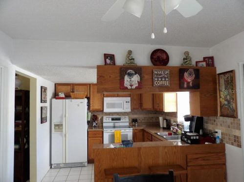 5403 Embassy Ave, New Port Richey FL 34652-5038 exterior