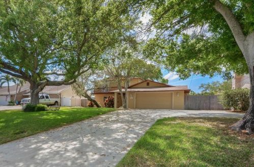 6134 Bayou Grande Blvd, Saint Petersburg, FL 33703-1804