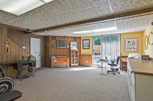 271 Goodwin Dr, San Bruno CA  94066-1660 exterior
