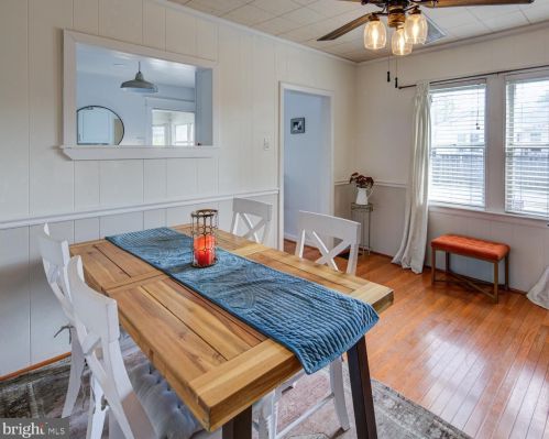 301 Summit Ave, Wilmington DE  19804-1725 exterior