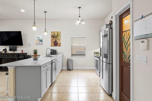 3949 Rolling Hill Dr, Titusville FL  32796-1107 exterior