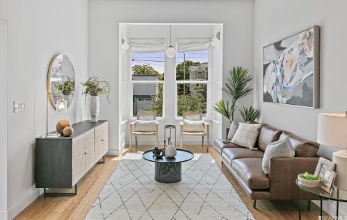 1470 12th St, Oakland CA 94607-2048 exterior