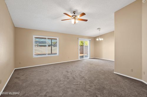 8747 Eagle Creek Dr, Tucson AZ  85730-5711 exterior
