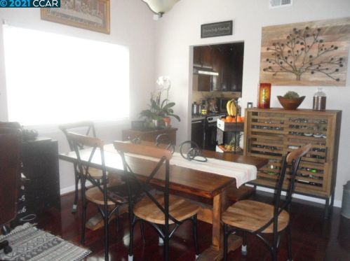 24 Virgil Ct, West Pittsburg CA  94565-1562 exterior