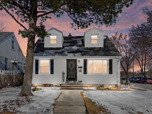 6300 Cleveland Ave, Milwaukee, WI 53219-2656