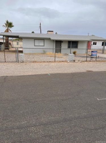 1600 Villa Ln, Bullhead City AZ  86442-7014 exterior