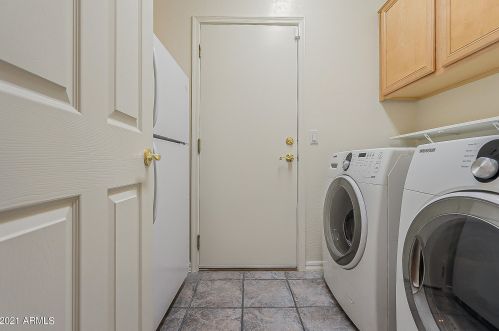 5330 Angela Dr, Scottsdale AZ 85254-6409 exterior