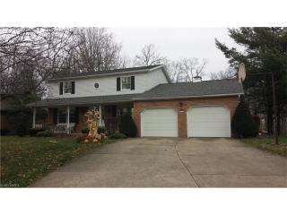 2075 Overcrest St, Alliance, OH 44601-3507