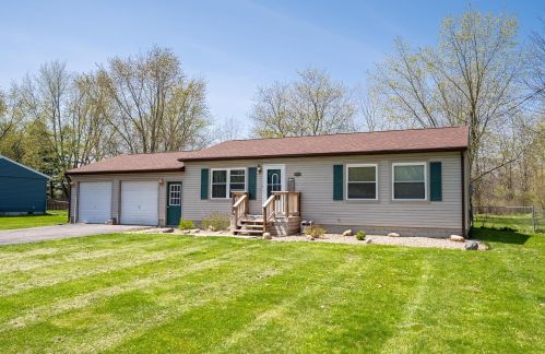 2939 Craven Dr, Marion, OH 43302-8675