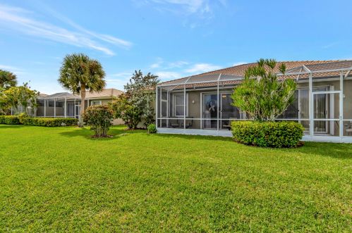 10549 Royal Caribbean Cir, Boynton Beach FL  33437-4285 exterior