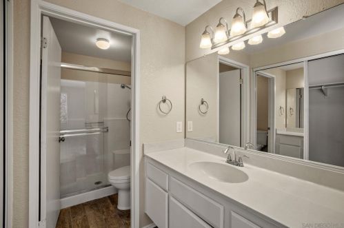 7478 Altiva Pl, Carlsbad CA  92009-6415 exterior