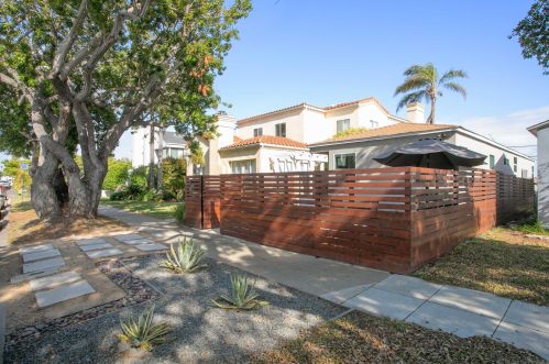 1455 Chalcedony St, San Diego CA 92109-2126 exterior