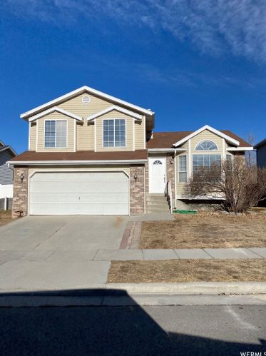 6129 Crystal River Dr, Salt Lake City, UT 84123-7652
