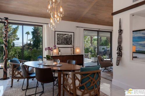 4 Vista Loma Dr, Rancho Mirage CA  92270-2959 exterior