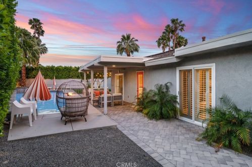1120 Louise Dr, Palm Springs CA  92262-3209 exterior