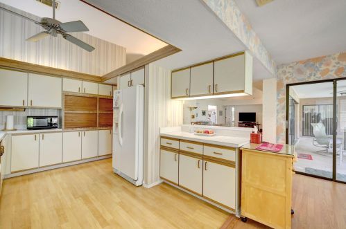 817 Streamlet Ave, Fort Pierce FL 34983-4659 exterior