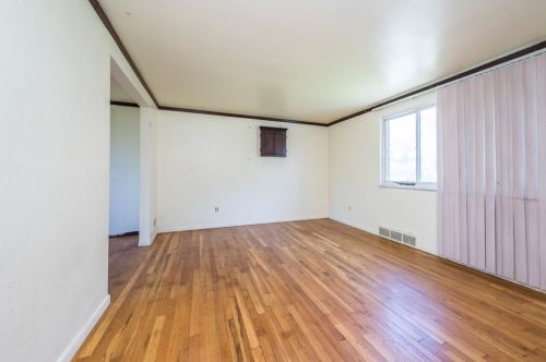 114 Fox Chase Dr, Verona PA  15147-2806 exterior