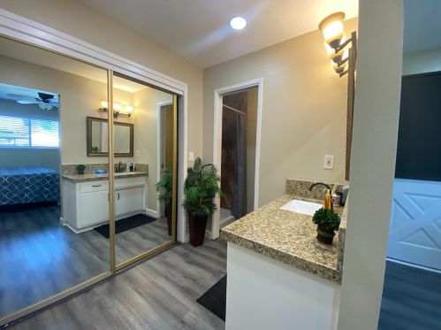 1609 Marty Ct, Modesto CA  95350-0514 exterior