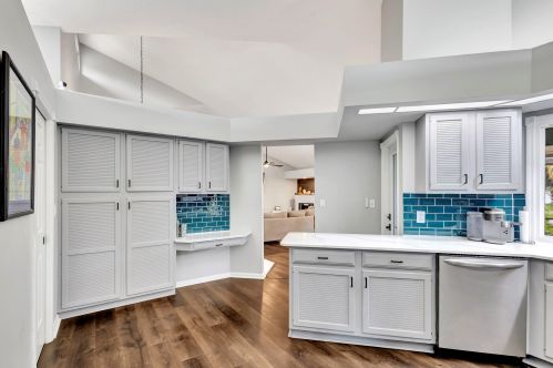 10440 Jupiter Narrows Dr, Hobe Sound FL 33455-3254 exterior