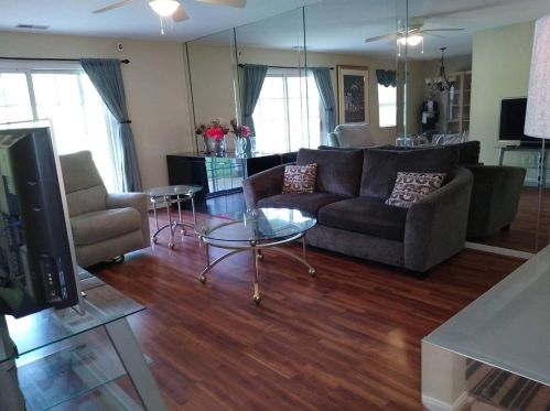 8751 Carrousel Park Cir, Cincinnati, OH 45251-5947