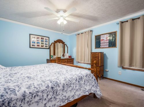 576 Scioto Meadows Blvd, Darbydale OH  43123-8660 exterior