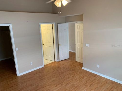 14205 Colonial Lakes Dr, Orlando, FL 32826-5069