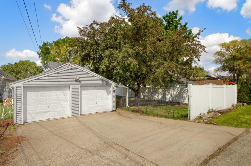 1107 Losey Blvd, La Crosse WI  54601-6055 exterior