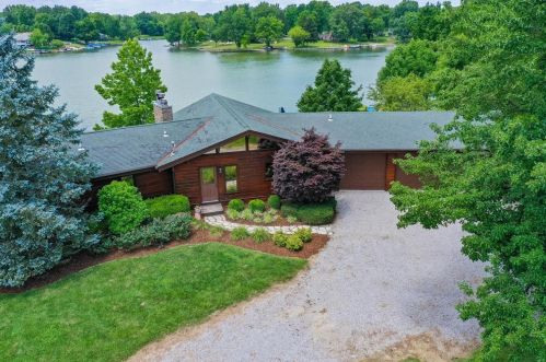 1295 Lorelei Dr, Saint Martin, OH 45118-9265