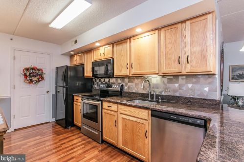 124 Brandon Rd, Norristown PA  19403-3394 exterior