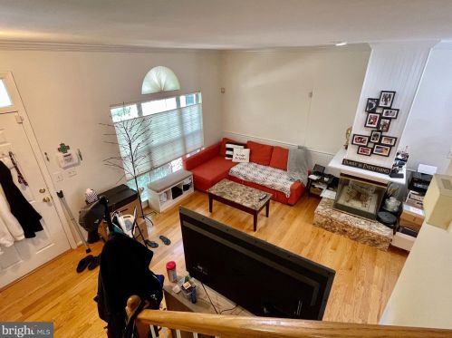 16772 Brandy Moor Loop, Woodbridge VA  22191-4755 exterior
